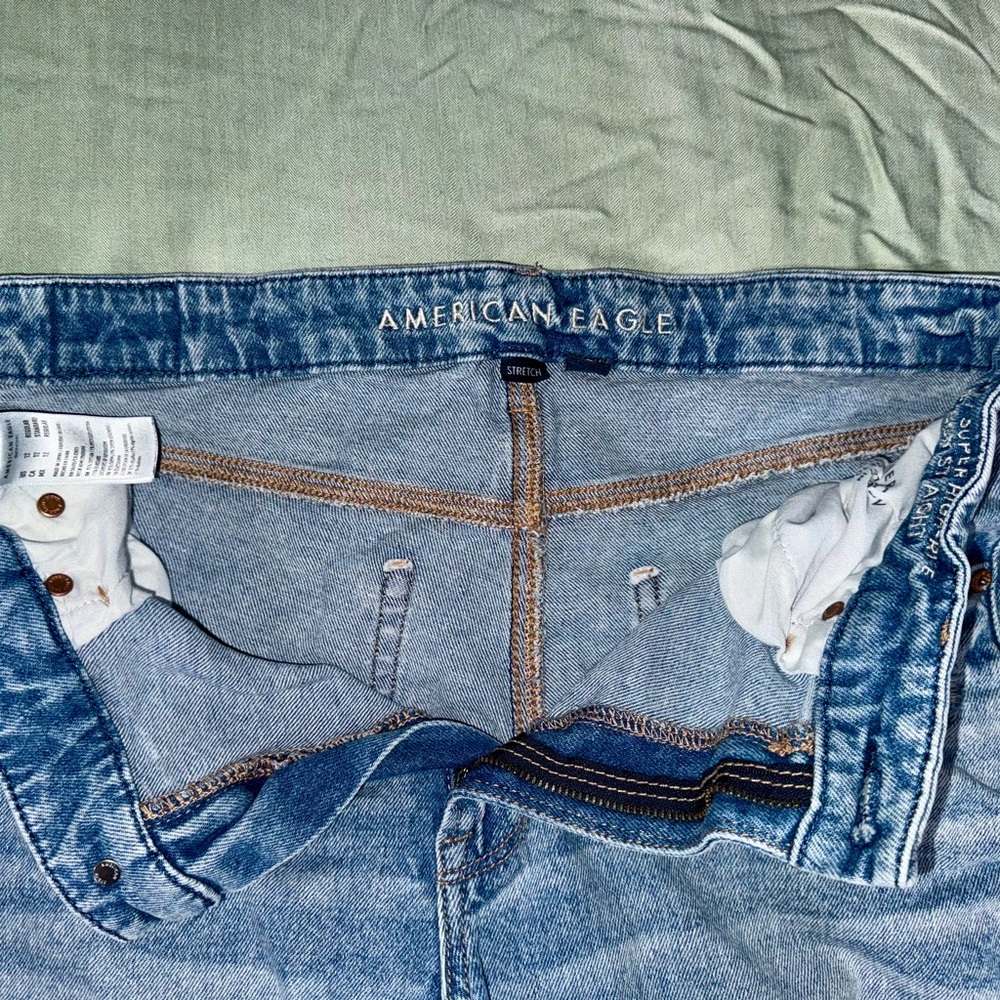 American Eagle Blue Jeans